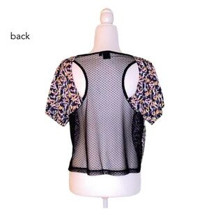 COLORFUL ABSTRACT TOP W/ POLKADOT SHEER CUTOUT BACK · SIZE M